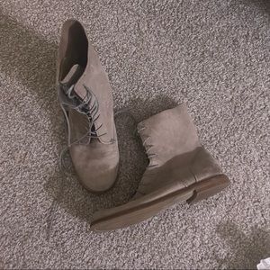 Olakai lace up boots